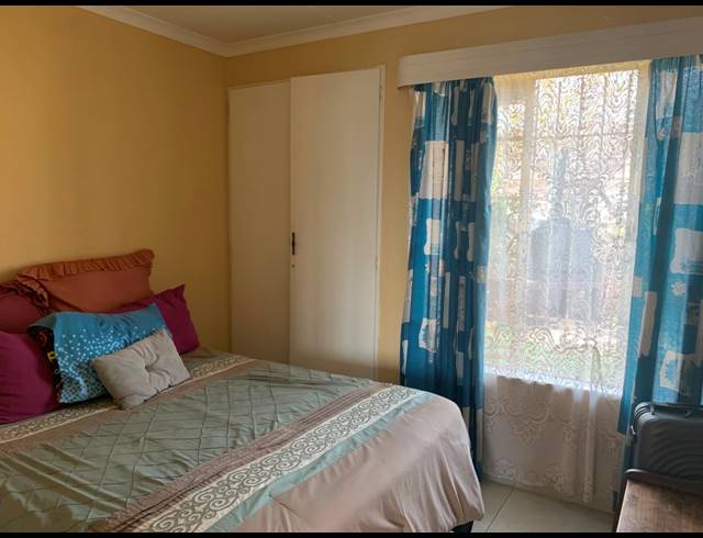 3 BEDROOM HOUSE FOR SALE IN LEONDALE